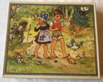 Boîte à puzzle vintage en forme de contes de fées 1960-1970