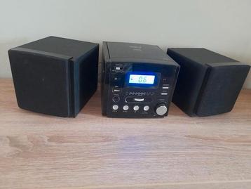 Radio ,cd , usb audio keten met luidsprekers beschikbaar voor biedingen