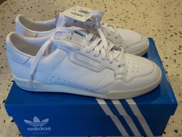 45 NIEUWE ! Adidas FULL LEDER versie !!! Continantal 80 beschikbaar voor biedingen