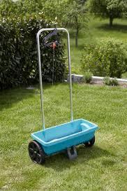 Gardena strooiwagen beschikbaar voor biedingen