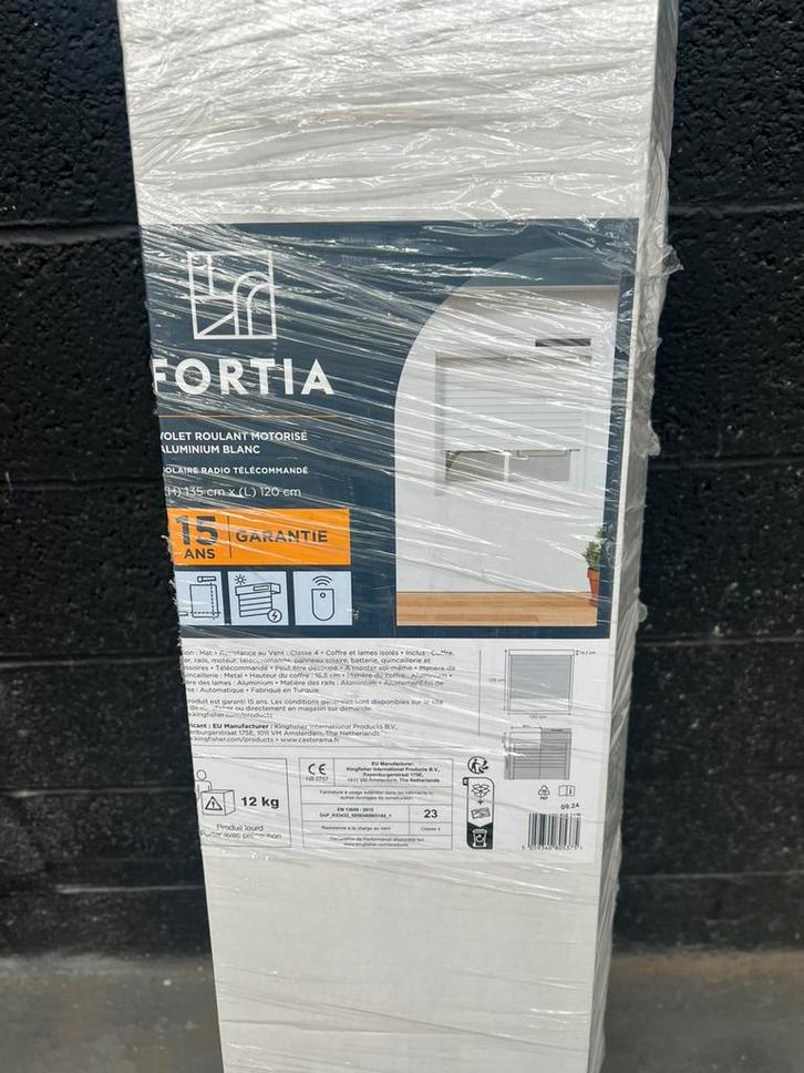 Fortia 120135 cm zonnerolluik - Wit aluminium - NIEUW, Doe-het-zelf en Bouw, Deuren en Vliegenramen, Zo goed als nieuw, Ophalen