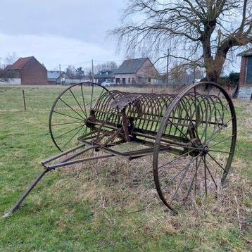 Faneuse ancienne, Comme neuf