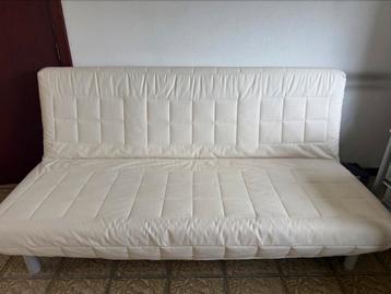 Zetel /Slaapbank 200x140 beschikbaar voor biedingen