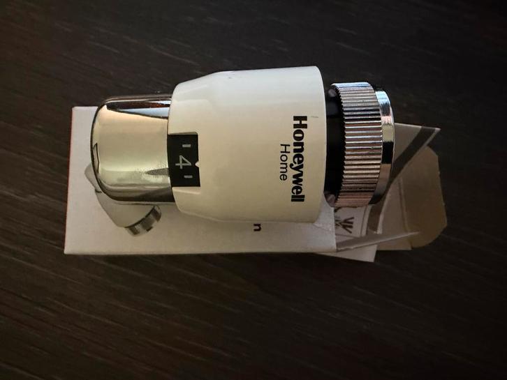 Tête thermostatique de radiateur, Bricolage & Construction, Thermostats, Enlèvement ou Envoi