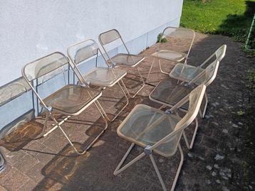 7 vintage plia-stoelen uit de 70's beschikbaar voor biedingen