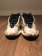 Yeezy 700 v3, Kleding | Heren, Schoenen, Overige kleuren, Sportschoenen, Ophalen of Verzenden, Zo goed als nieuw