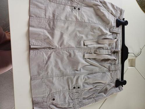 Lichtgrijs rokje, Kleding | Dames, Rokken, Gedragen, Maat 38/40 (M), Grijs, Boven de knie, Ophalen