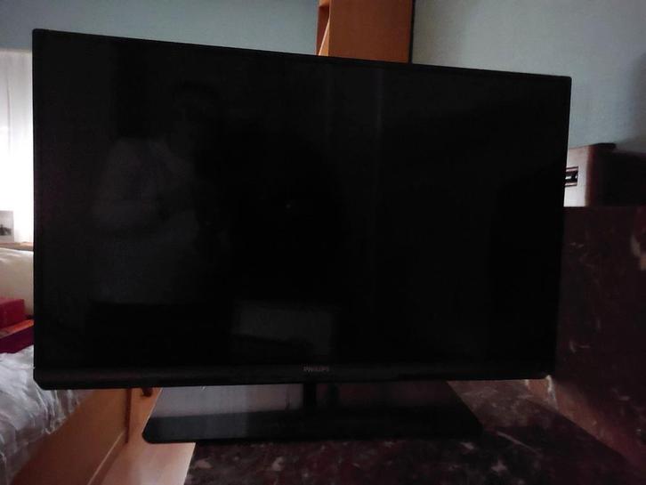 Téléviseur LED 32 pouces Philips, TV, Hi-fi & Vidéo, Télévisions, LED, Philips, Enlèvement