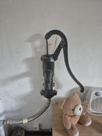Pompe a eau ancienne, Bricolage & Construction, Sanitaire, Enlèvement, Comme neuf