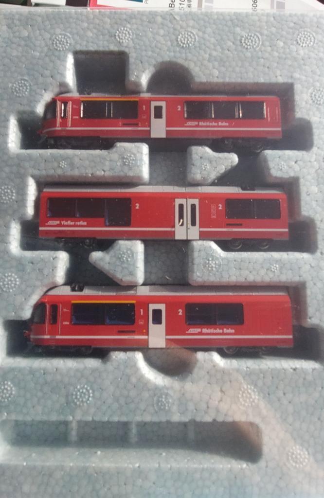 NLK 1010 CAT 10-1273 ET 10-1655 « ALLEGRA » + WAGONS 1/160, Hobby & Loisirs créatifs, Trains miniatures | Échelle N, Neuf, Set de Trains