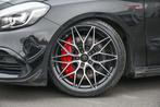 Mercedes-Benz A-Klasse 45 AMG *4-MATIC*PANO*HARMAN KARDON*AE, Auto's, Mercedes-Benz, Automaat, USB, Gebruikt, 4 cilinders