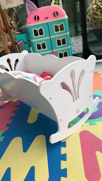 Lit de poupée en bois, berceau de poupée Kidkraft, Enlèvement, Comme neuf, Baby Pop