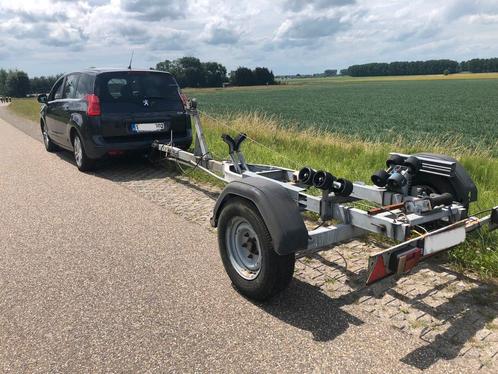 Boottrailer, Watersport en Boten, Boottrailers, Gebruikt, Sloepentrailer, Minder dan 1500 kg, Minder dan 6 meter, Verstelbare verlichting