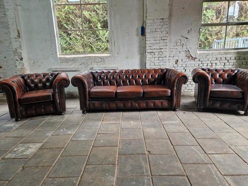 Oude Engelse chesterfield, Huis en Inrichting, Zetels | Zetels, Leer, Ophalen of Verzenden