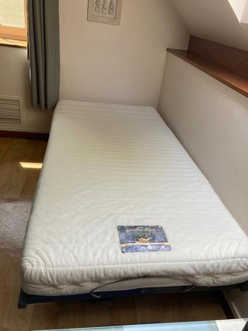A vendre sommier sur pied et matelas 1m, Huis en Inrichting, Slaapkamer | Bedden, Gebruikt, Eenpersoons, 100 cm, 200 cm, Metaal