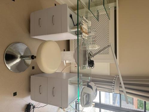 Manicure tafel met afzuiging, Huis en Inrichting, Bureaus, Zo goed als nieuw, Ophalen