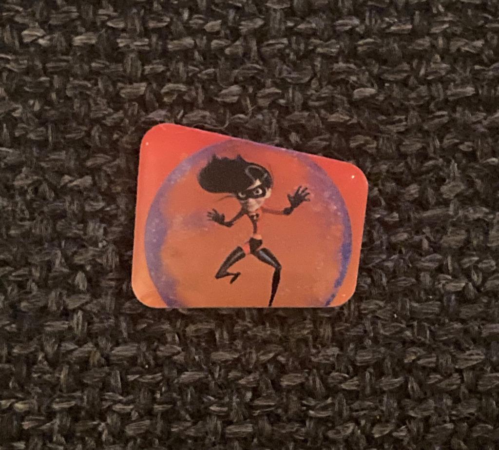 PIN - DISNEY - PIXAR - THE INCREDIBLES, Envoi, Utilisé, Figurine, Insigne ou Pin's