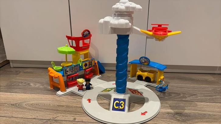 Spinnin’ sounds airport, Kinderen en Baby's, Speelgoed | Racebanen, Zo goed als nieuw, Ophalen