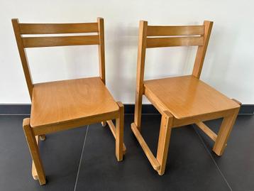 Kinderstoeltjes beschikbaar voor biedingen