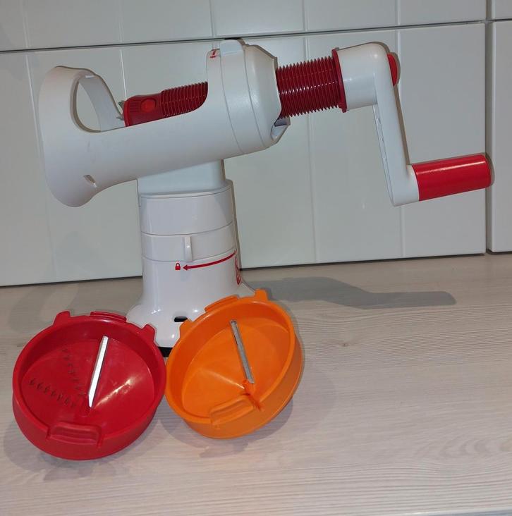 Tupperware - adaptachef Spiraalsnijder, Huis en Inrichting, Keuken | Tupperware, Nieuw, Oranje, Rood, Ophalen of Verzenden