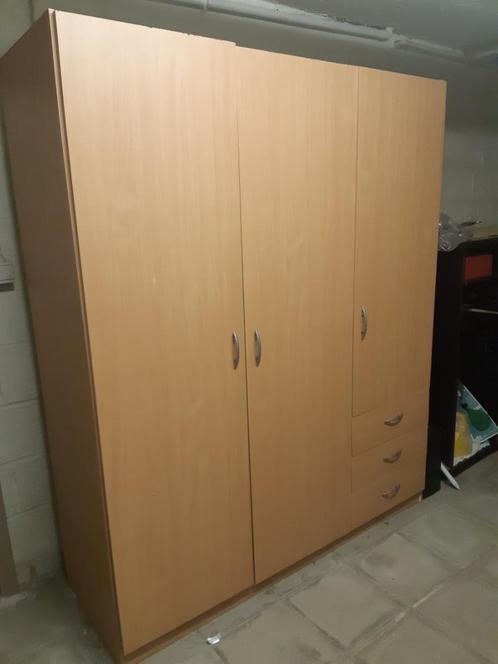 garde-robe - 7000 Mons, Huis en Inrichting, Kasten | Kleerkasten, Ophalen