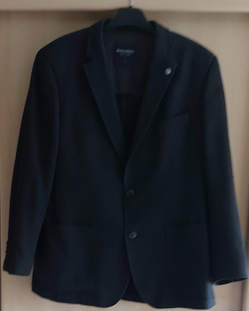 Gilet pour homme de la marque Benvenuto taille 54, Vêtements | Hommes, Costumes & Vestes, Comme neuf, Taille 52/54 (L), Enlèvement ou Envoi