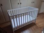 Babybed + matras IKEA, Kinderen en Baby's, Ophalen, Gebruikt, Minder dan 140 cm, Matras