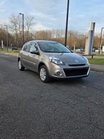 Renault clio Benzine-automaat-Gps, Auto's, Renault, Automaat, USB, Zwart, Leder en Stof