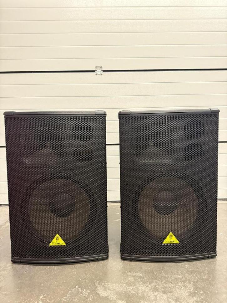 Behringer B1520 Pro Eurolive - Passieve speakers, Audio, Tv en Foto, Luidsprekerboxen, Gebruikt, Front, Rear of Stereo speakers