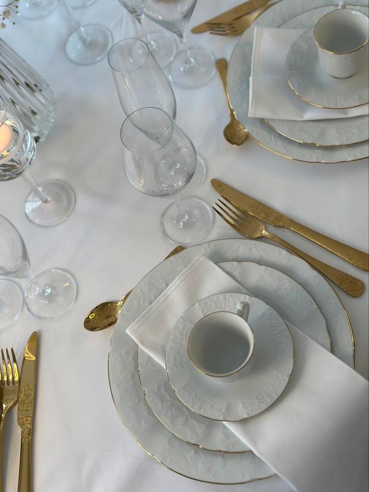 Vaisselle, Antiquités & Art, Antiquités | Verre & Cristal, Enlèvement