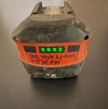 hilti accu 22v 3,3Ah  - 36v 3,9Ah - snellader beschikbaar voor biedingen