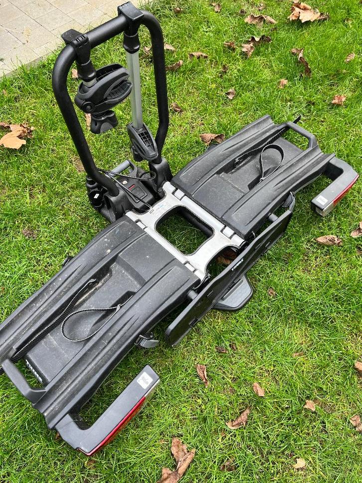 Fietsendrager Thule XT Fix4bike, Auto diversen, Fietsendragers, Zo goed als nieuw, Trekhaakdrager, 2 fietsen, Brede banden, Elektrische fiets
