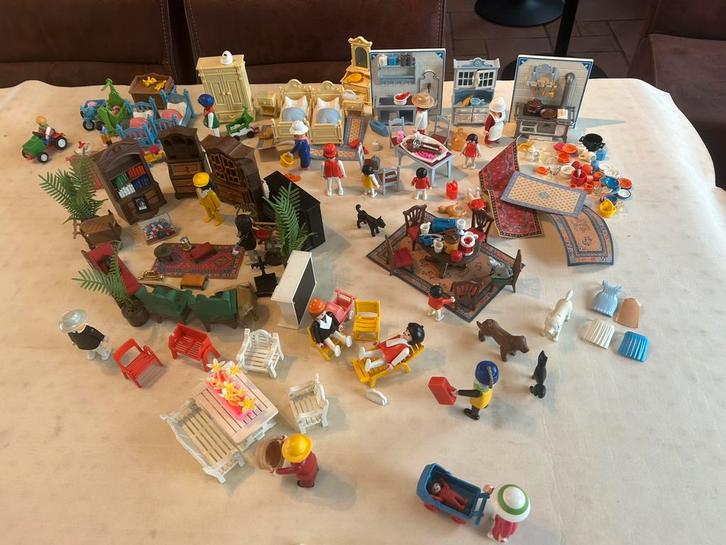 Playmobil - contenu d’une maison, Enfants & Bébés, Jouets | Playmobil, Utilisé, Ensemble complet, Enlèvement ou Envoi