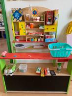 Speelgoed winkeltje met toebehoren zoals op foto + karretje, Kinderen en Baby's, Speelgoed | Houten speelgoed, Zo goed als nieuw