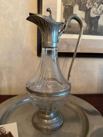 Decanteer kan beschikbaar voor biedingen