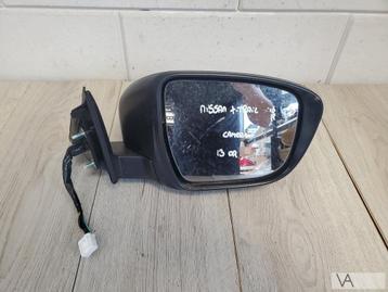 Nissan X-trail X trail 2013 - 2020 spiegel rechts MET CAMERA beschikbaar voor biedingen