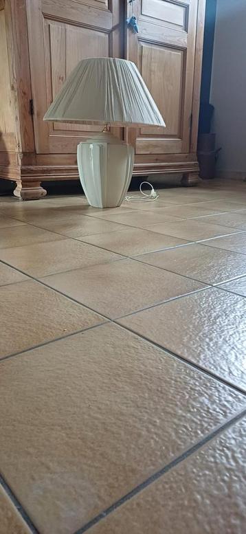 Magnifique lampadaire, Crème, Rond, Enlèvement, Utilisé