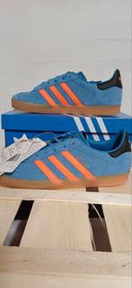 Adidas Gazelle Bleues et Oranges 37 1/3, Enlèvement ou Envoi, Bleu