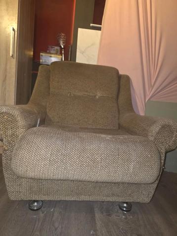 Deux fauteuils à donner sur Mouscron, Enlèvement, Utilisé