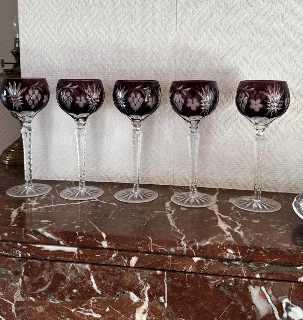 Verres à vin en cristal, prix unitaire, Antiquités & Art, Antiquités | Verre & Cristal, Enlèvement ou Envoi