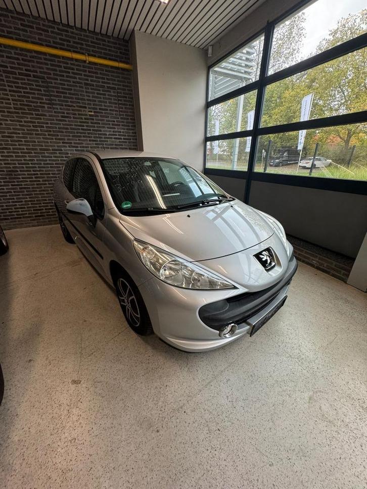 Peugeot 207 met keuring verkoop en garantie, Auto's, Peugeot, Bedrijf, Te koop, ABS, Boordcomputer, Centrale vergrendeling, Elektrische ramen