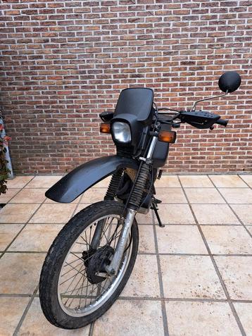 Yamaha xt 550 de 1984 a vendre ou échanger 