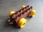 Lego Duplo Car Base 2x6 with Fake Bolts (zie foto's), Duplo, Gebruikt, Ophalen of Verzenden, Losse stenen