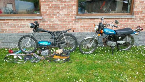 2 SUZUKI TS 50 K + verschillende onderdelen, Motoren, Motoren | Suzuki, Particulier, Overig, 1 cilinder, Ophalen