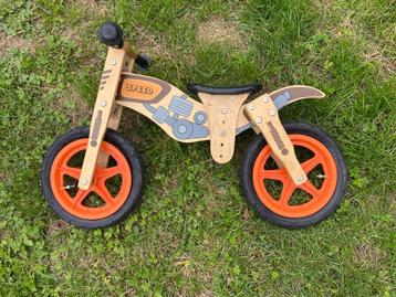 Draisienne en bois moto pour enfant état satisfaisant disponible aux enchères