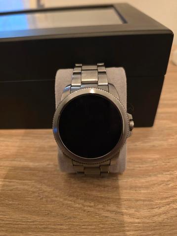 Smartwatch fossil  beschikbaar voor biedingen