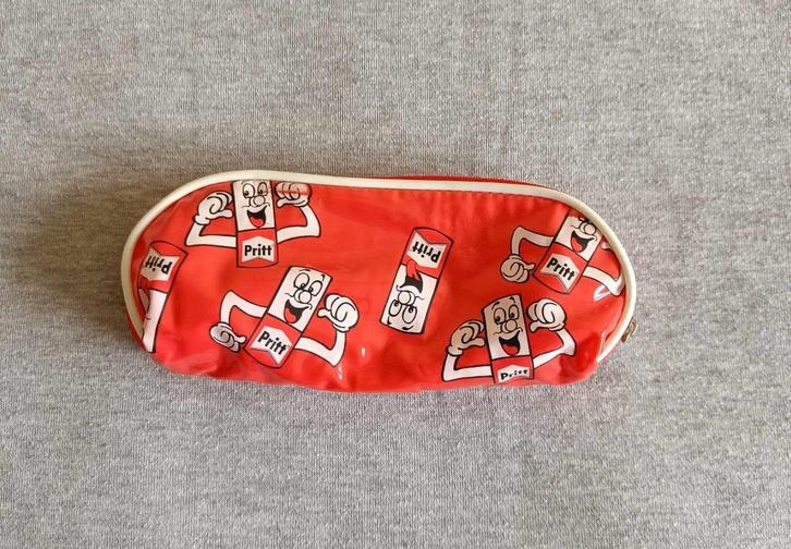 Pennenzak - Pritt - Rood - Bureaumateriaal - €1, Diversen, Schoolbenodigdheden, Gebruikt, Ophalen