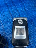 Ancien gsm Sony Ericsson Z5301 avec chargeur, Télécoms, Téléphonie mobile | Chargeurs pour téléphone, Sony Ericsson, Utilisé