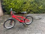 Jongens fiets, helemaal in orde!, Fietsen en Brommers, Fietsen | Jongens, Ophalen, Zo goed als nieuw, B-Twin, Handrem