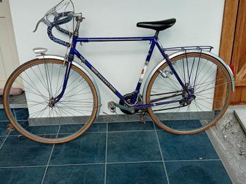 Vintage herenfiets Peugeot maat 57 beschikbaar voor biedingen